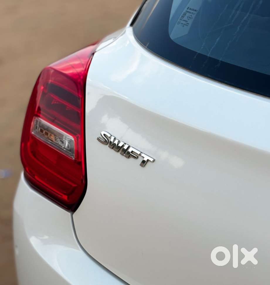 Maruti Suzuki Swift Vxi Ags, 2021, Petrol