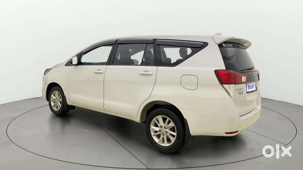 Toyota Innova Crysta [2020-ongoing] 2.4 Gx 7 Str, 2023, Diesel