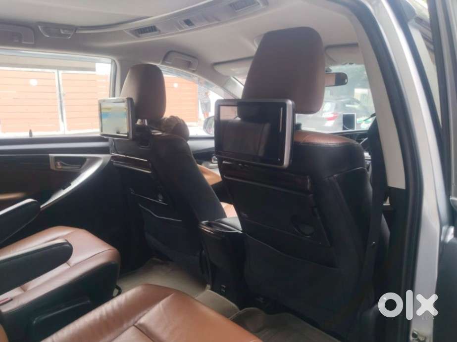 Toyota Innova Crysta 2.8 Z, 2017, Diesel