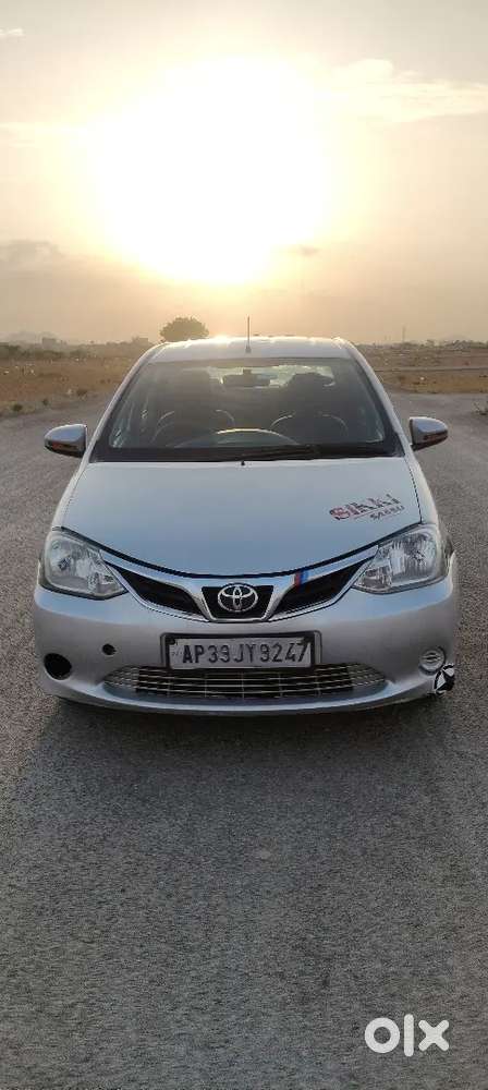 Toyota Etios 2014 4 New Apollo Tyres