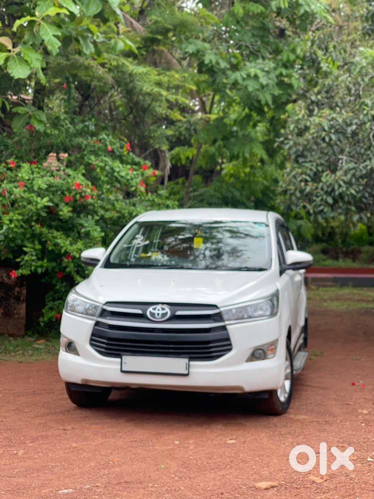 Innova Crysta 2019 Manual