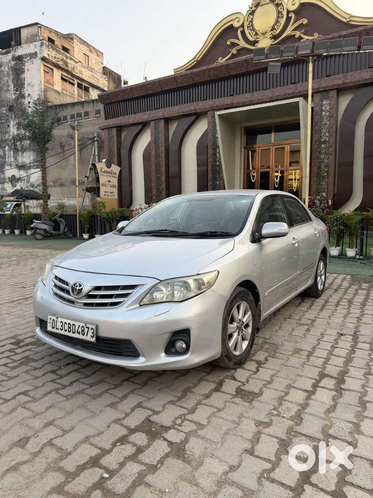 Toyota Corolla Altis 1.8 Sportz, 2011, Petrol