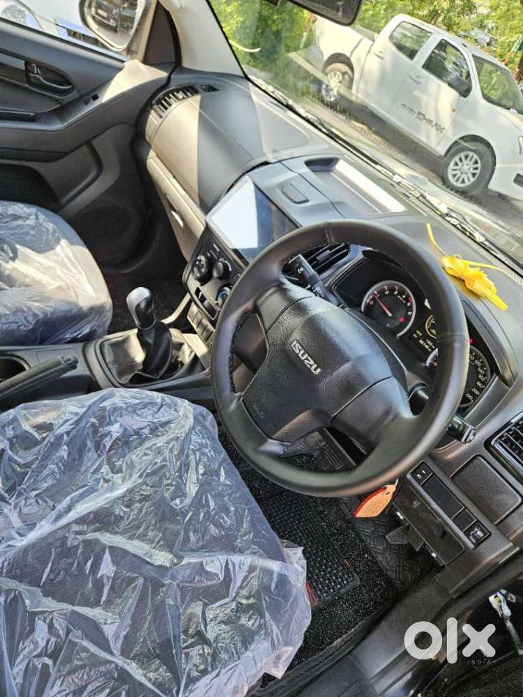 Isuzu Hi-lander 4x2 Mt, 2022, Diesel