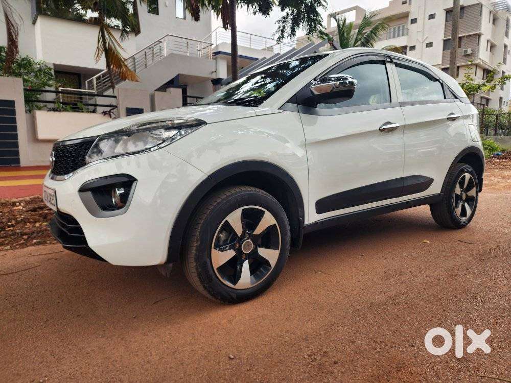 Tata Nexon 1.5 Revotorq Xm (s), 2019, Diesel
