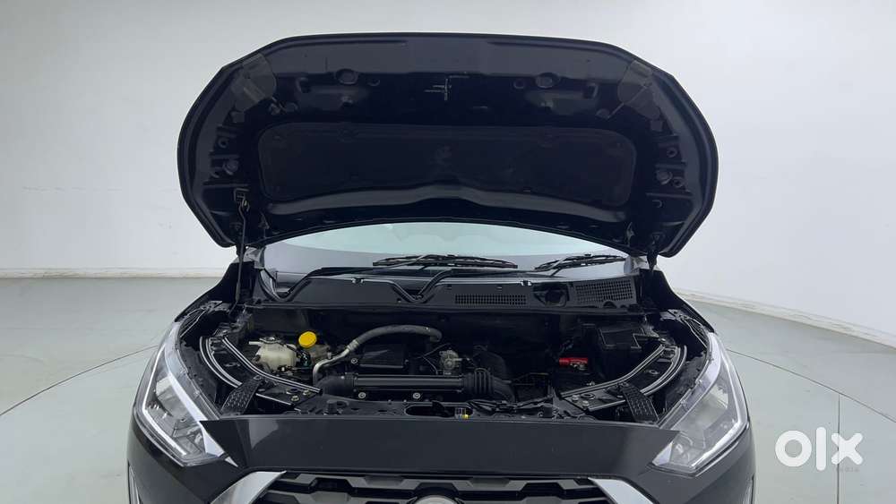 Nissan Magnite 1.0 Xv, 2023, Petrol