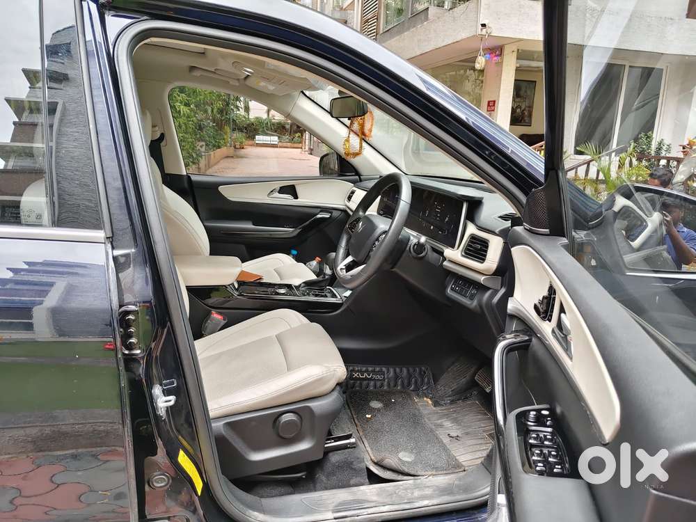 Mahindra Xuv700 Ax7l 6 Str At, 2025, Diesel