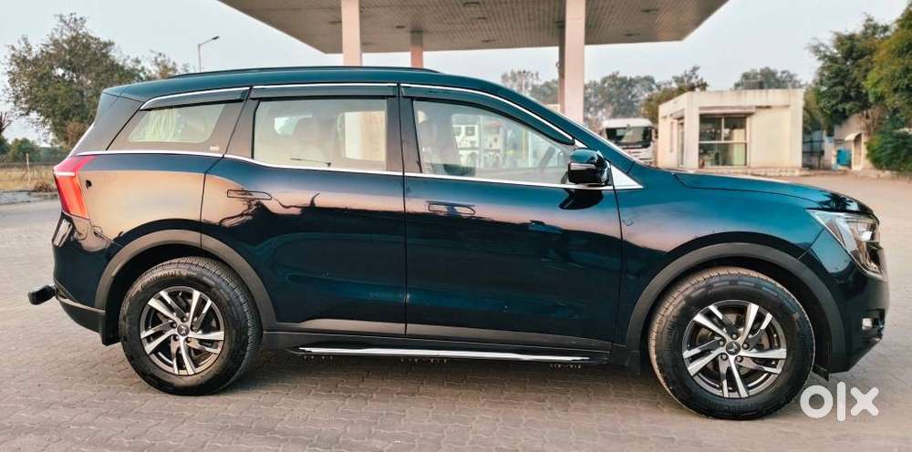 Mahindra Xuv700 2.2 Ax 5 Diesel At 7 Str, 2022, Diesel