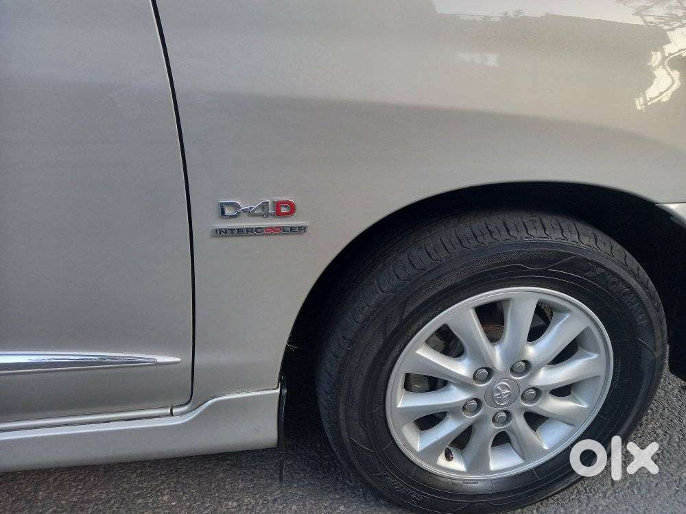 Toyota Innova 2.5 Z Diesel 7 Seater, 2014, Diesel