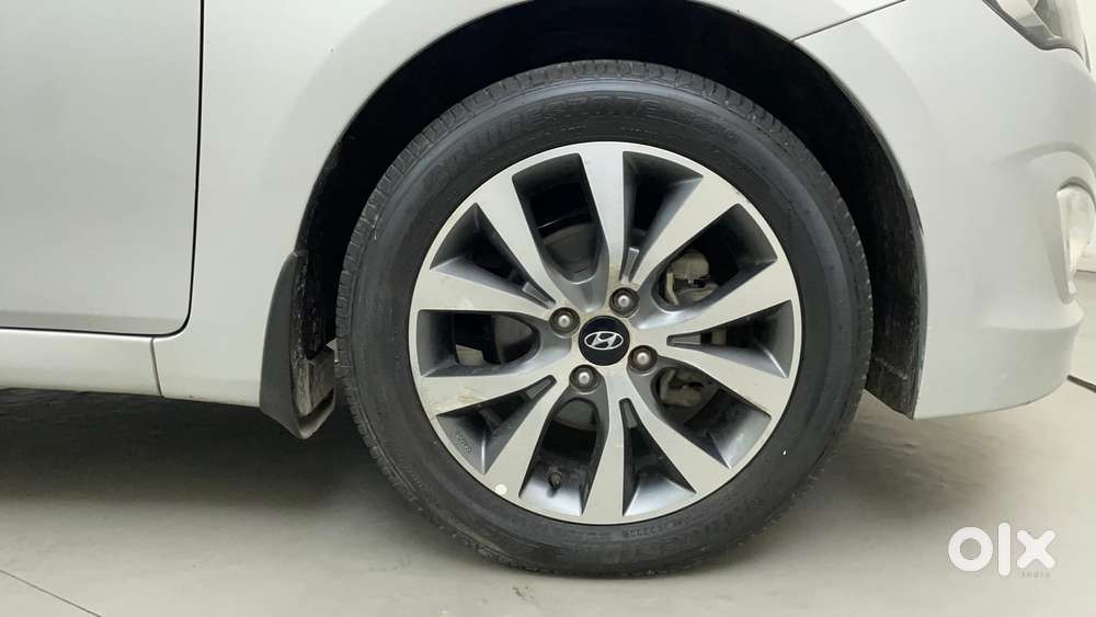 Hyundai Verna [ ] Fluidic 4s 1.6 Vtvt Sx, 2016, Petrol