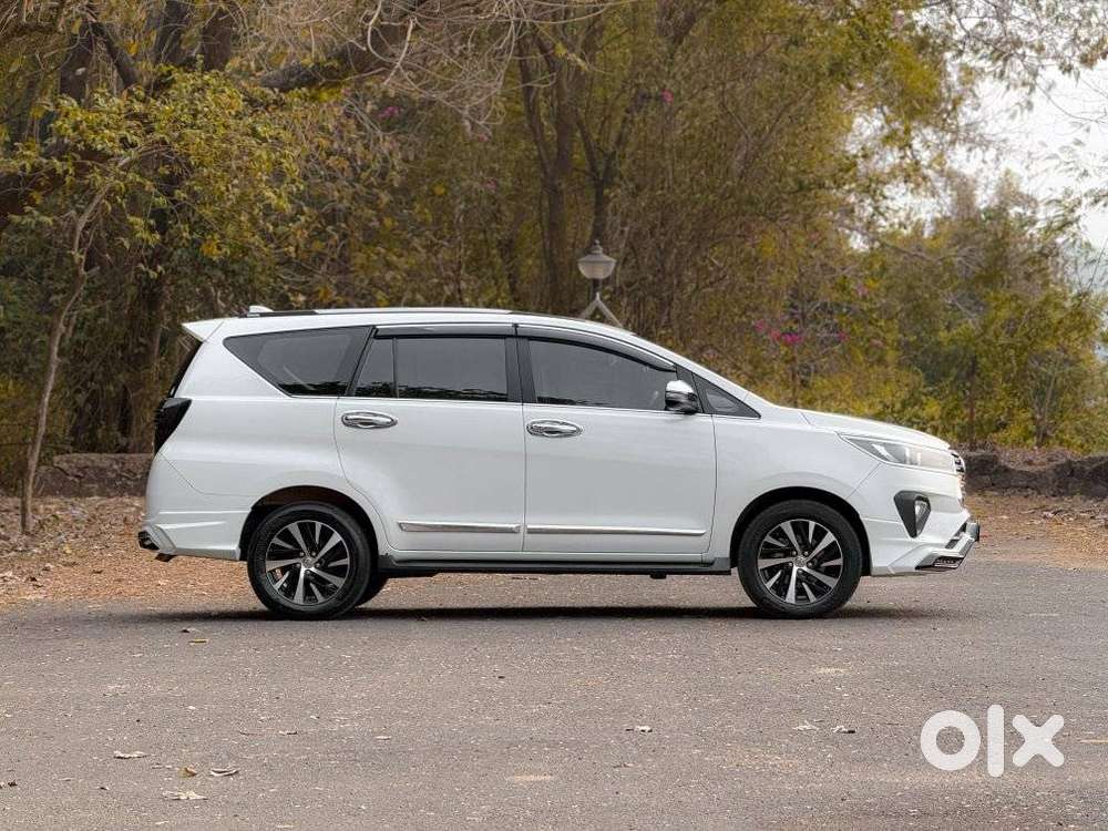 Toyota Innova Crysta Zx 2.4 Diesel 7 Seater, 2022, Diesel