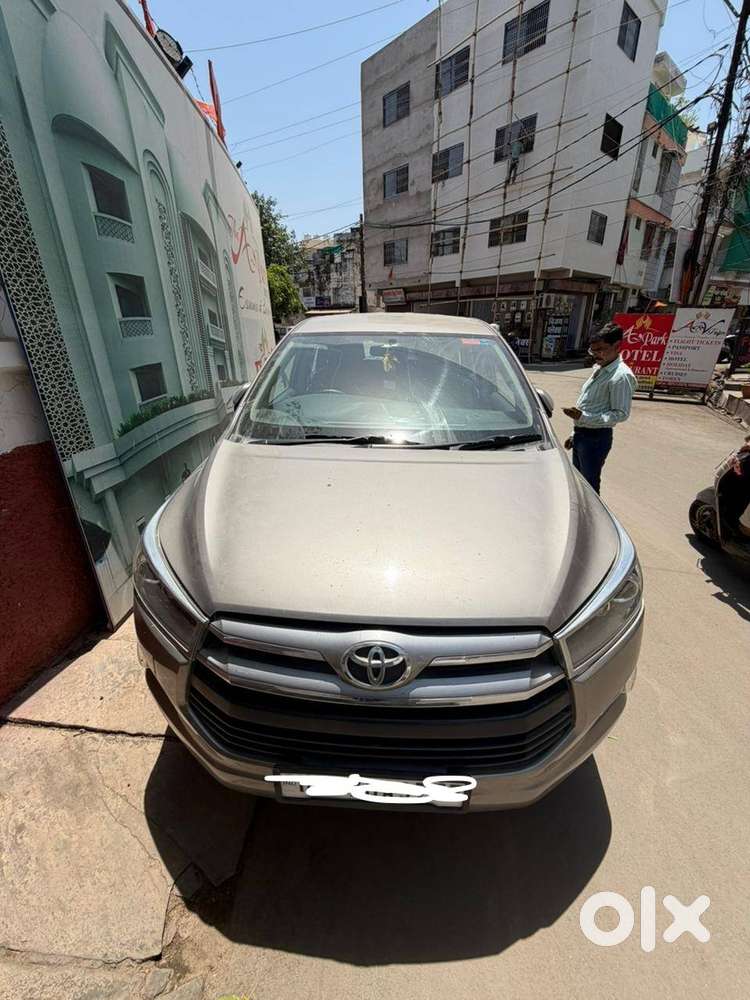 Toyota Innova Crysta 2018 Diesel Well Maintained