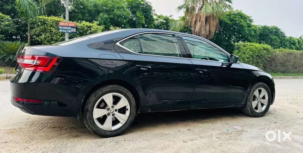 Skoda Superb 2.0 L&k Tsi At, 2016, Petrol