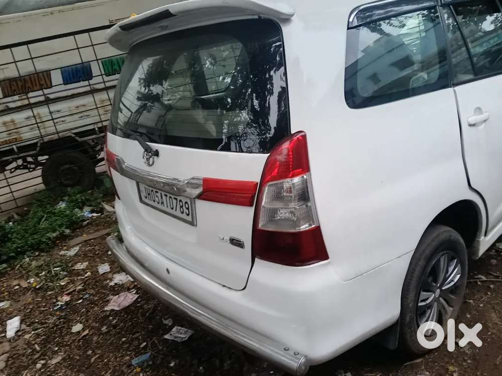 Toyota Innova 2013 Diesel Well Maintained