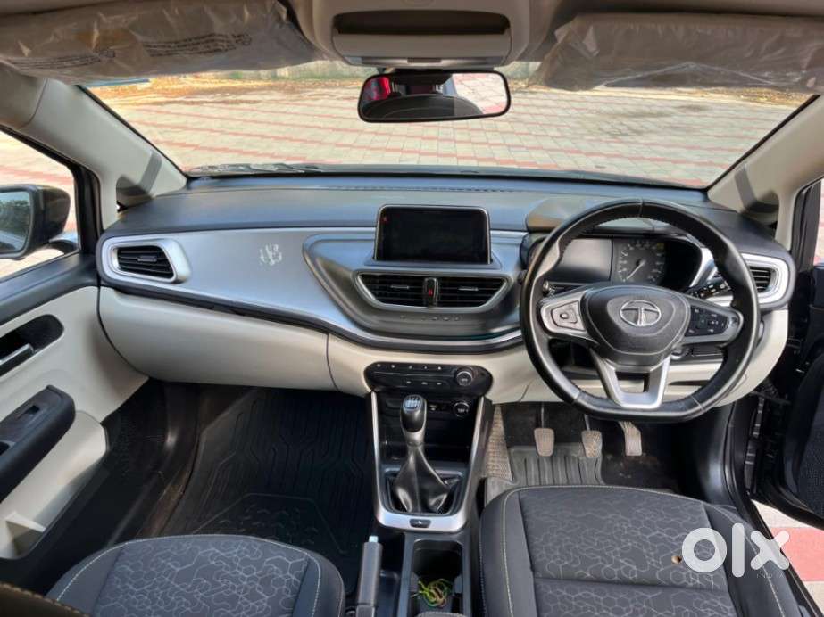 Tata Altroz Xz, 2021, Petrol