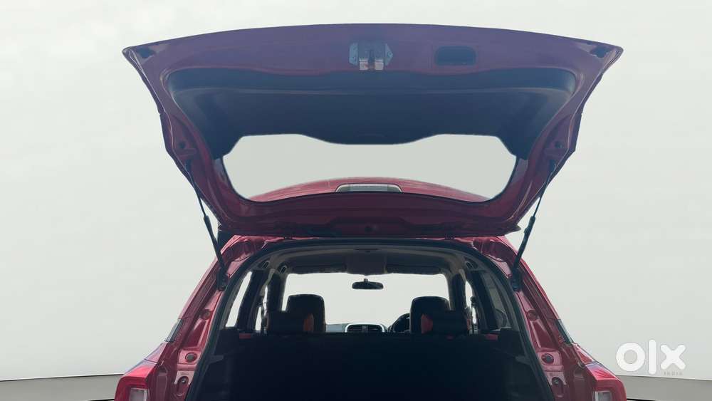 Maruti Suzuki Vitara Brezza 1.5 Vxi At, 2021, Petrol