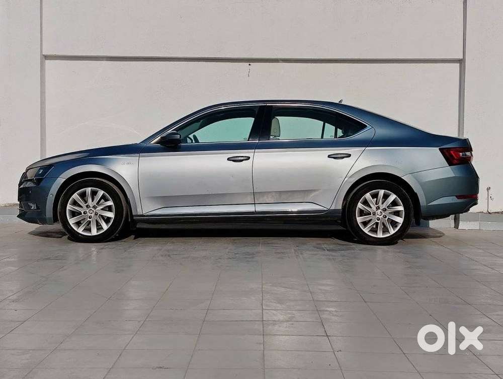 Skoda Superb 2.0 L&k Tsi At, 2019, Petrol
