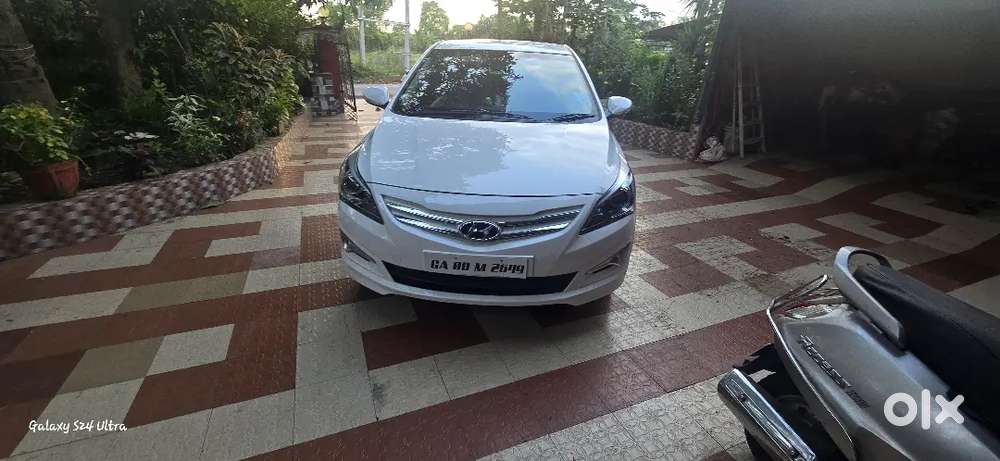 Hyundai Fluidic Verna 2015 Petrol 42000 Km Driven