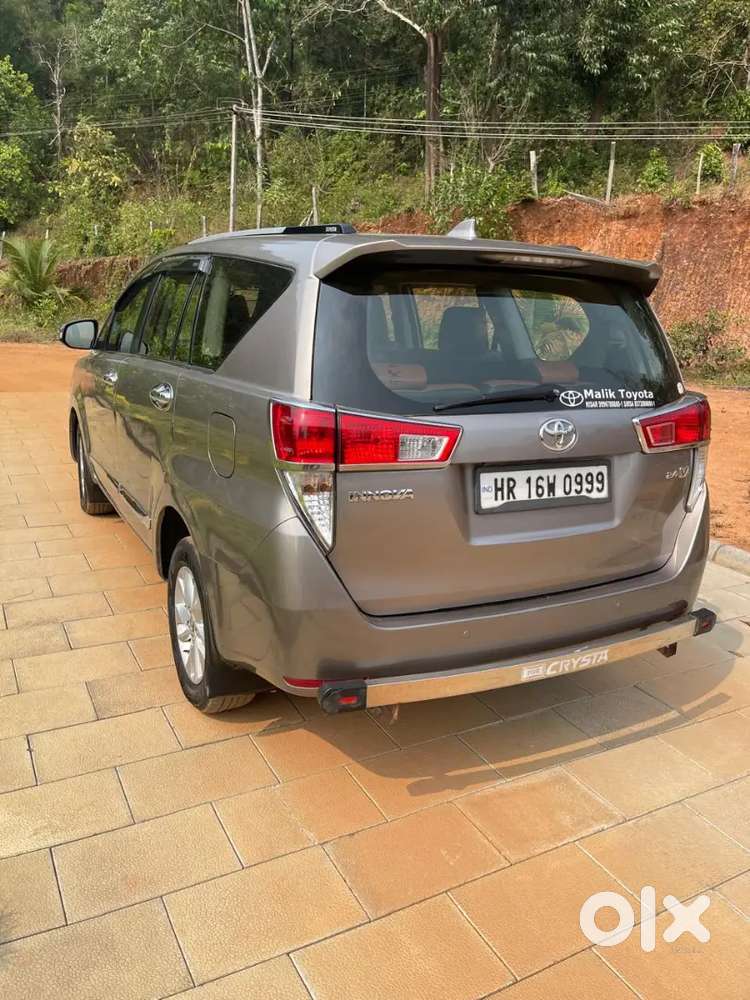 2019 Innova Crysta V Brand New Condition