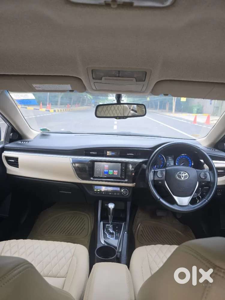 Toyota Corolla Altis 1.8 G Cvt, 2014, Petrol