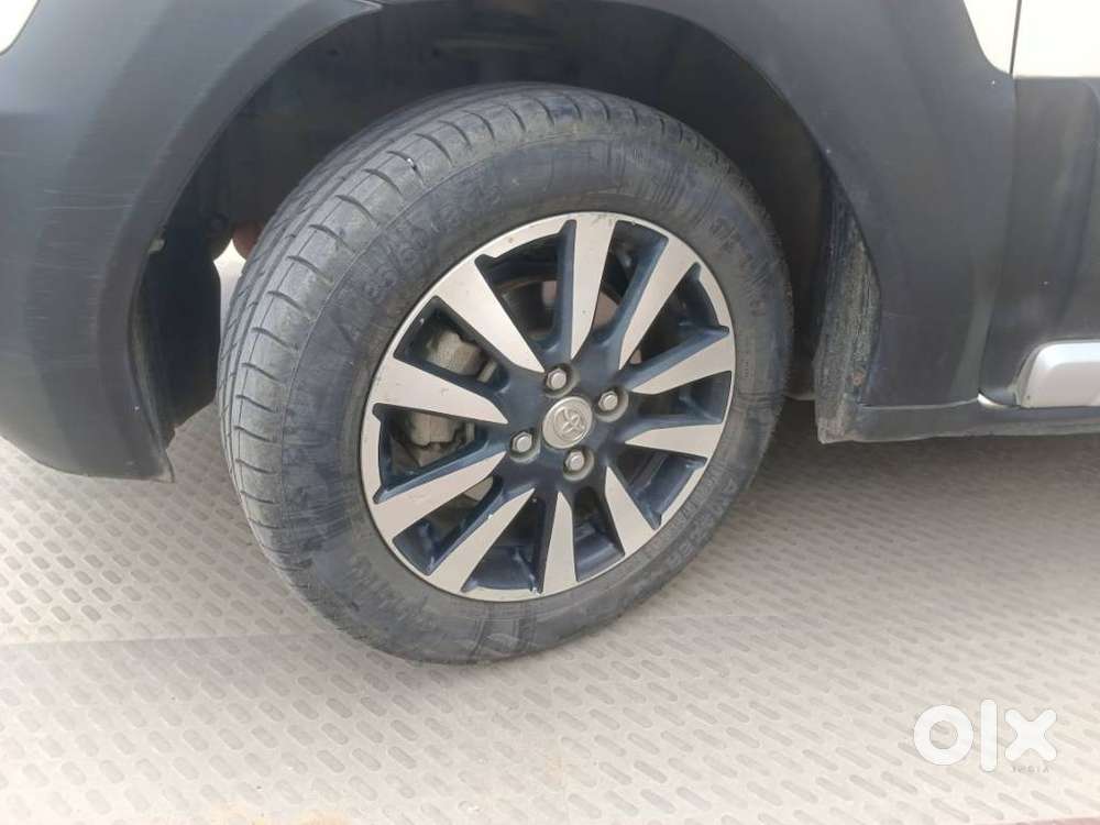 Toyota Etios Cross 1.2l G, 2015, Petrol