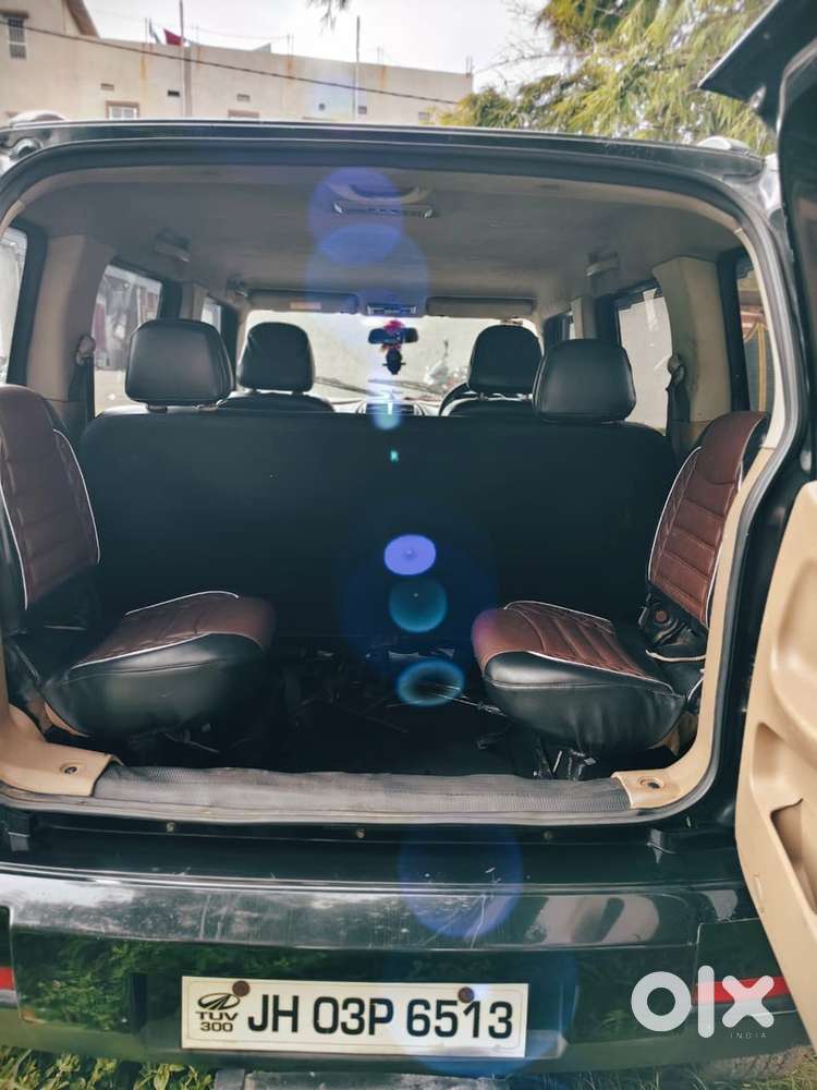 Mahindra Tuv 300 2017