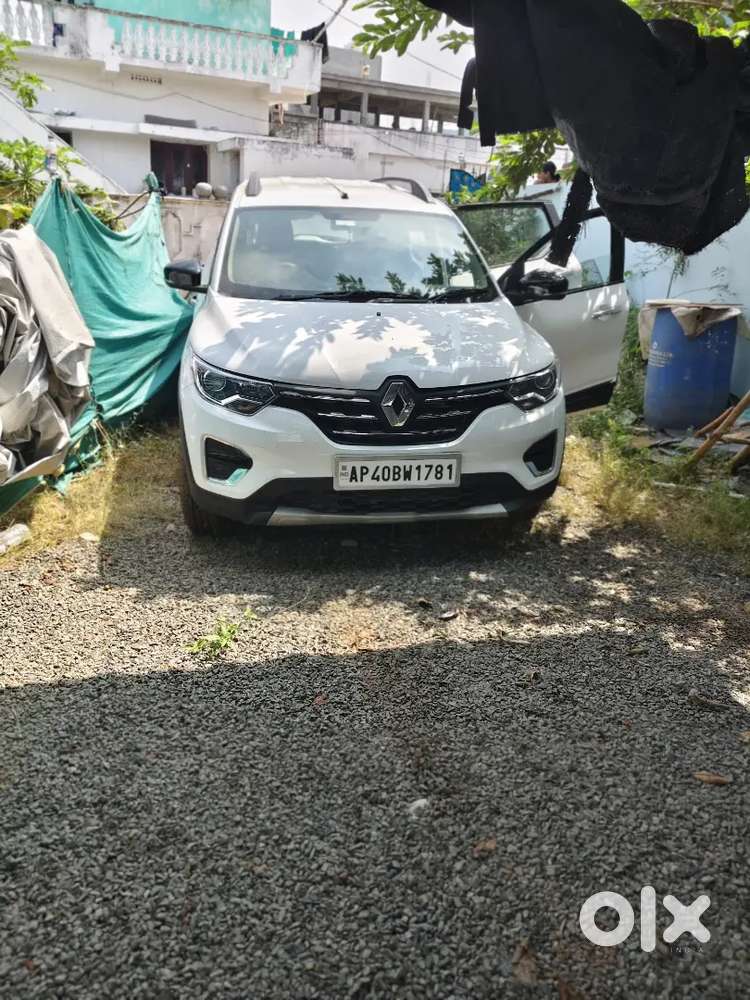 Top End Model Renault Triber