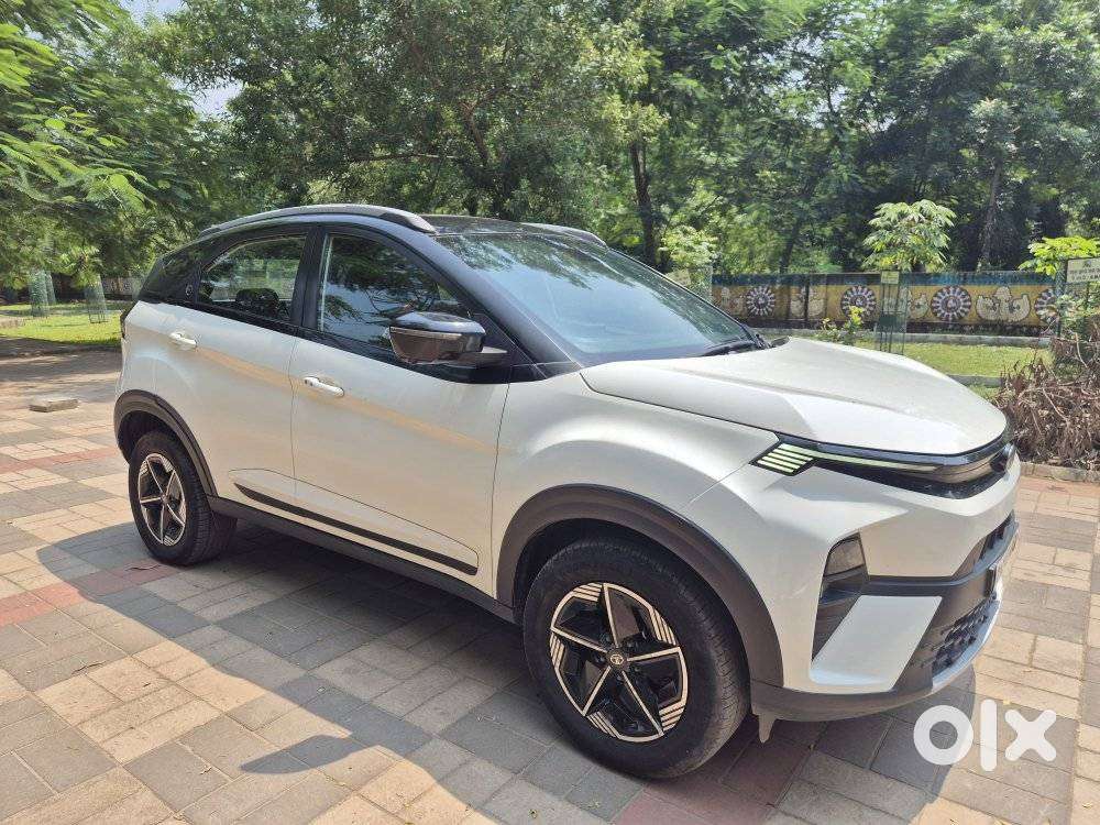 Tata Nexon, 2024, Petrol