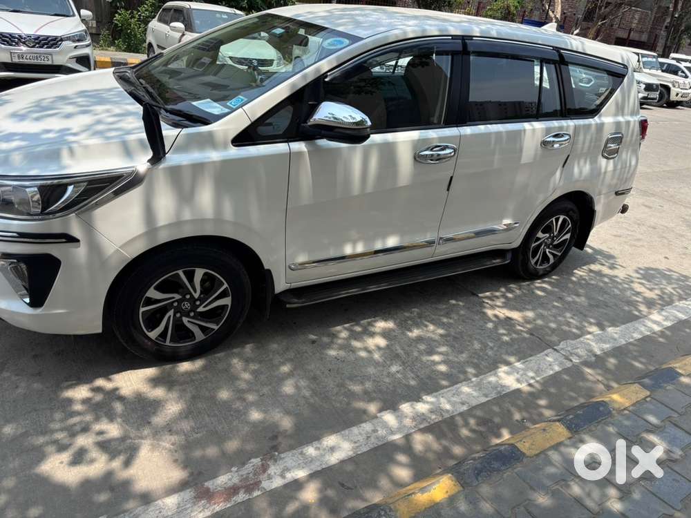 Toyota Innova Crysta 2022 Diesel Well Maintained