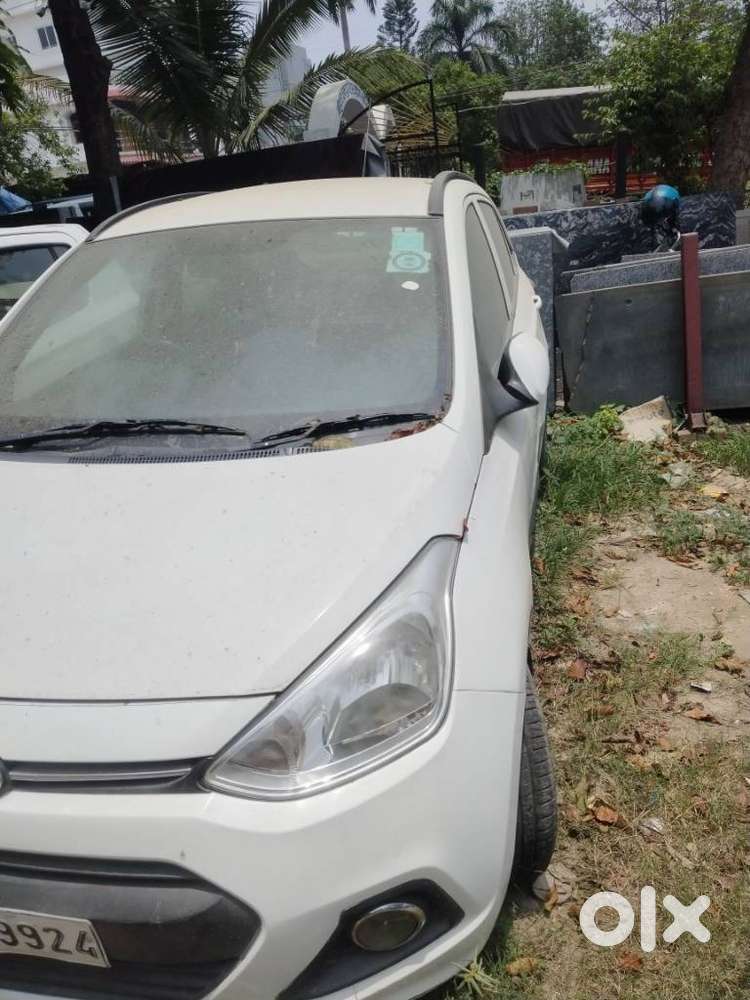 Hyundai Grand I10 2013-2016 Sportz, 2015, Petrol
