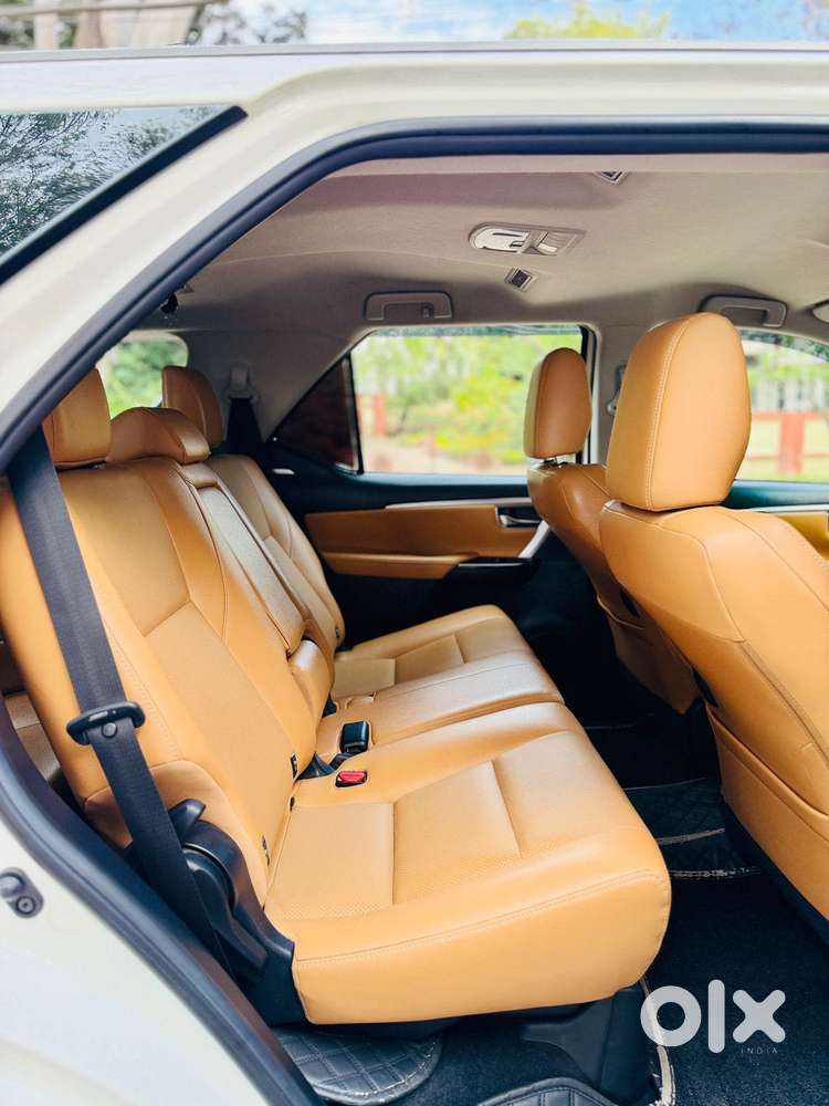 Toyota Fortuner 4x2 At 2.8 Diesel, 2022, Diesel