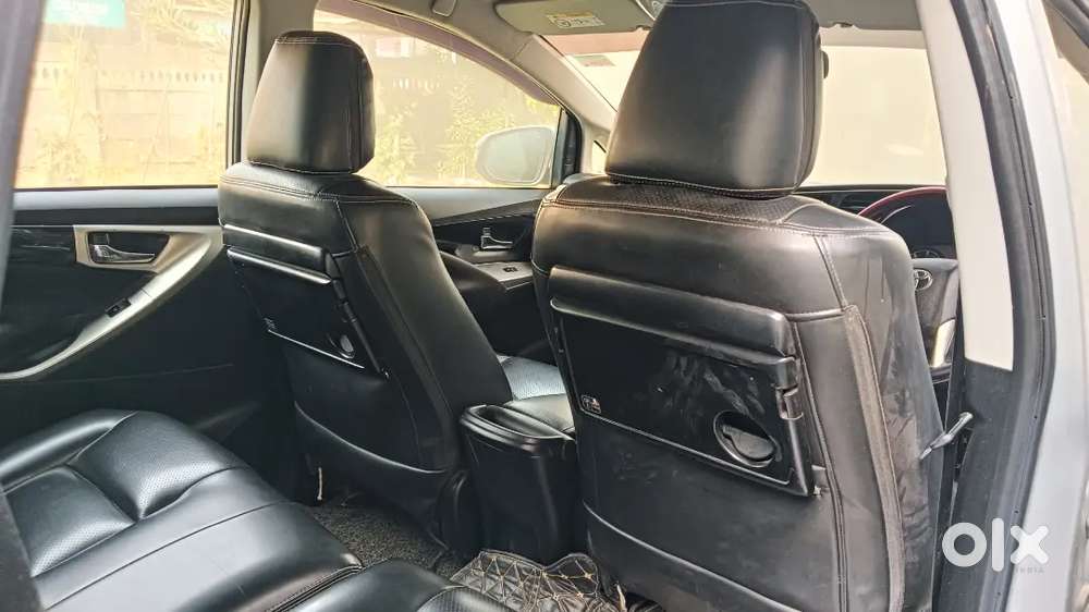 Toyota Innova Crysta 2022 Diesel 88565 Km Driven