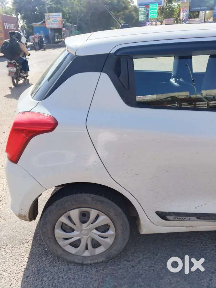 Maruti Suzuki Swift 2020 Petrol 70000 Km Driven