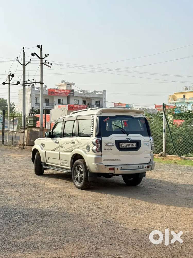 Mahindra Scorpio 2017 Diesel 118000 Km Driven