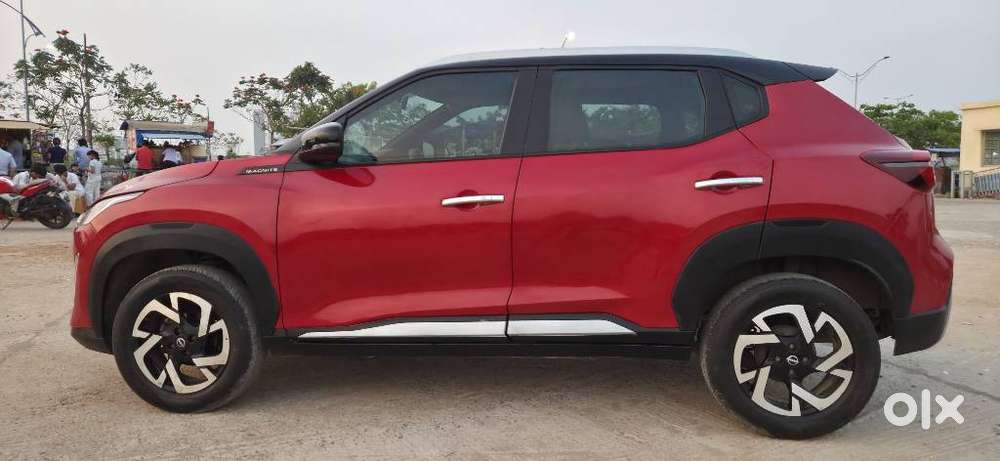 Nissan Magnite 1.0 Xv Premium Turbo Dual Tone, 2024, Petrol