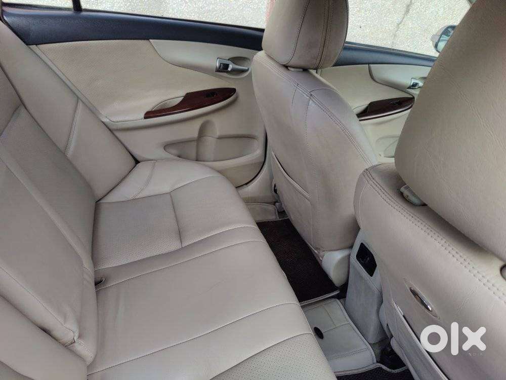 Toyota Corolla Altis 1.8g Limited, 2012, Petrol