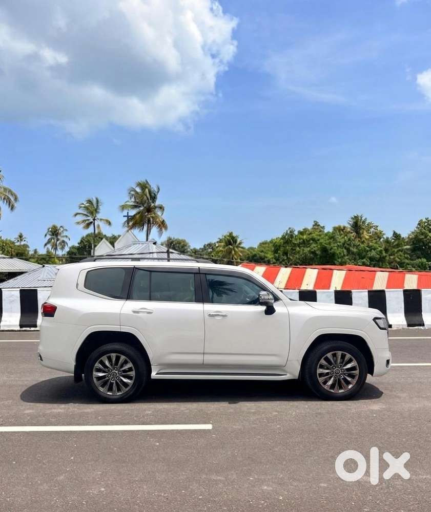 Toyota Land Cruiser 3.3 Zx Diesel, 2022, Diesel