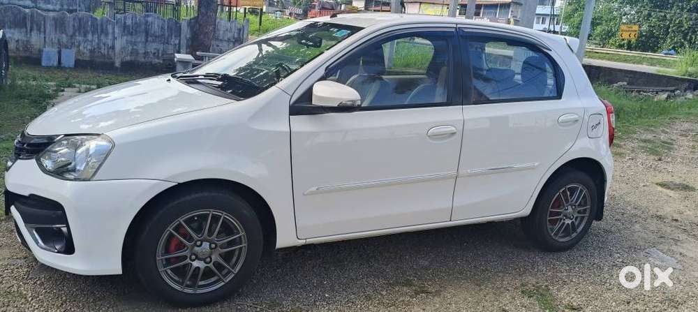 Toyota Etios Liva 1.2 Vx, 2017, Petrol