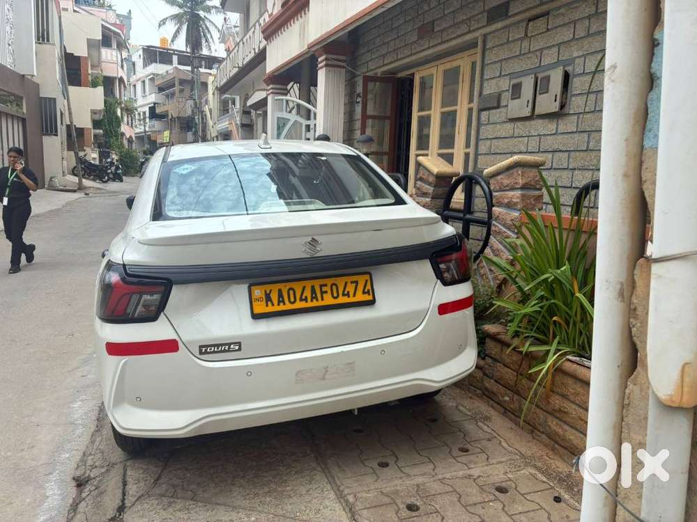 Maruti Dzire Tour S Cng – Dec 2025  Excellent Condition