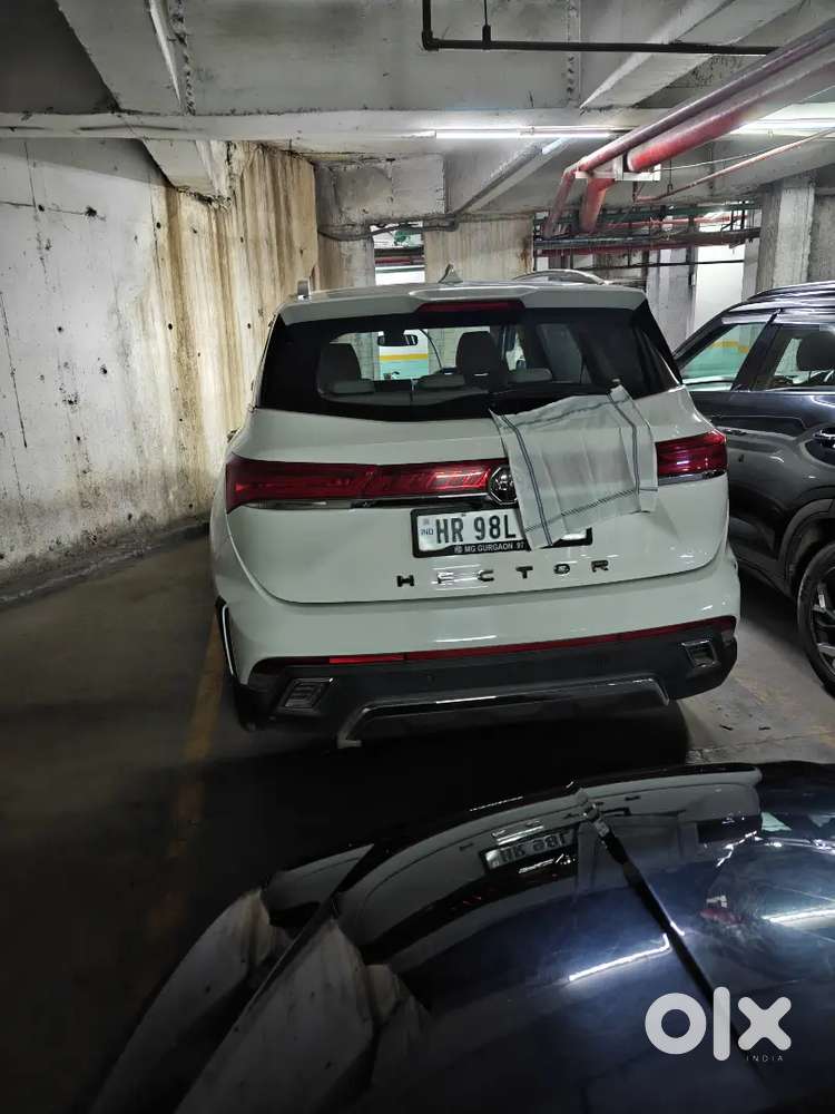 Mg Hector Cvt White Less Driven
