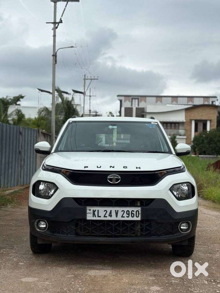 Tata Punch Pure, 2022, Petrol