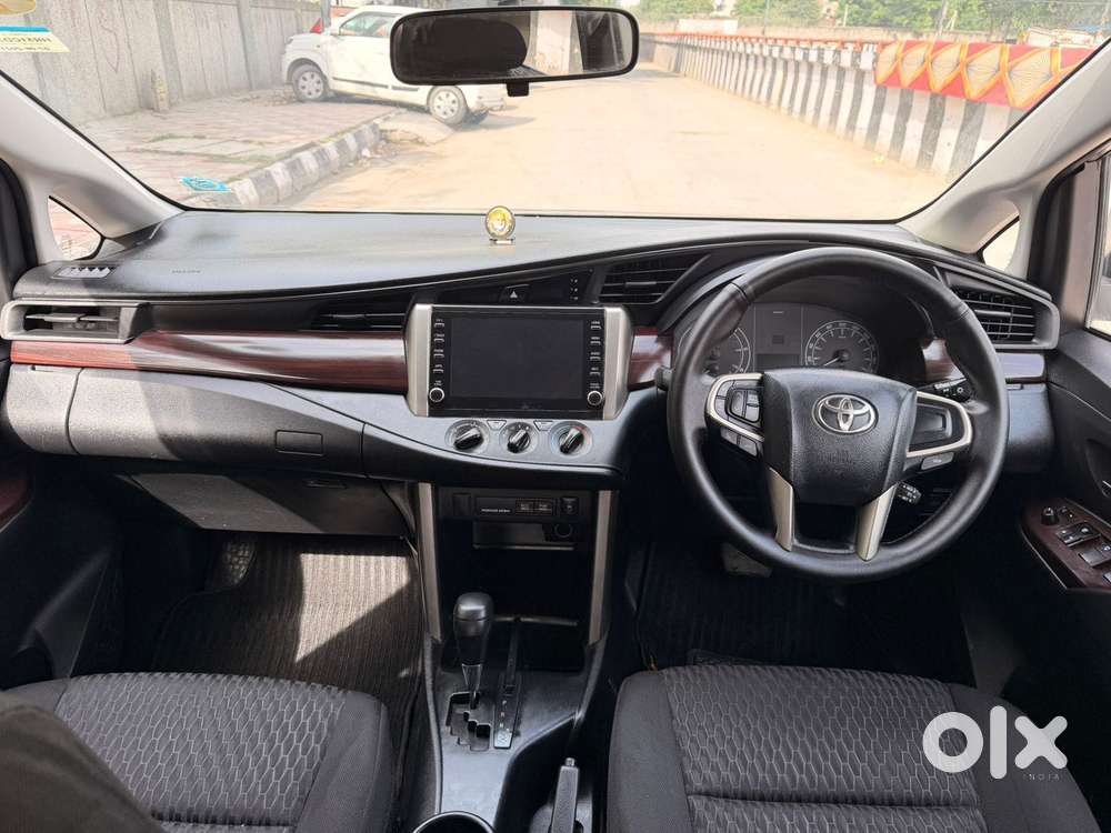 Toyota Innova Crysta