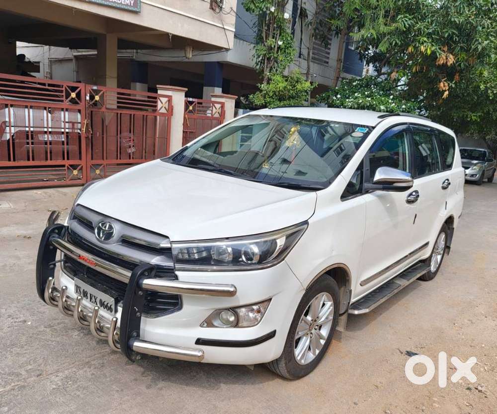 Toyota Innova Crysta 2.4 Z 7 Str, 2016, Diesel
