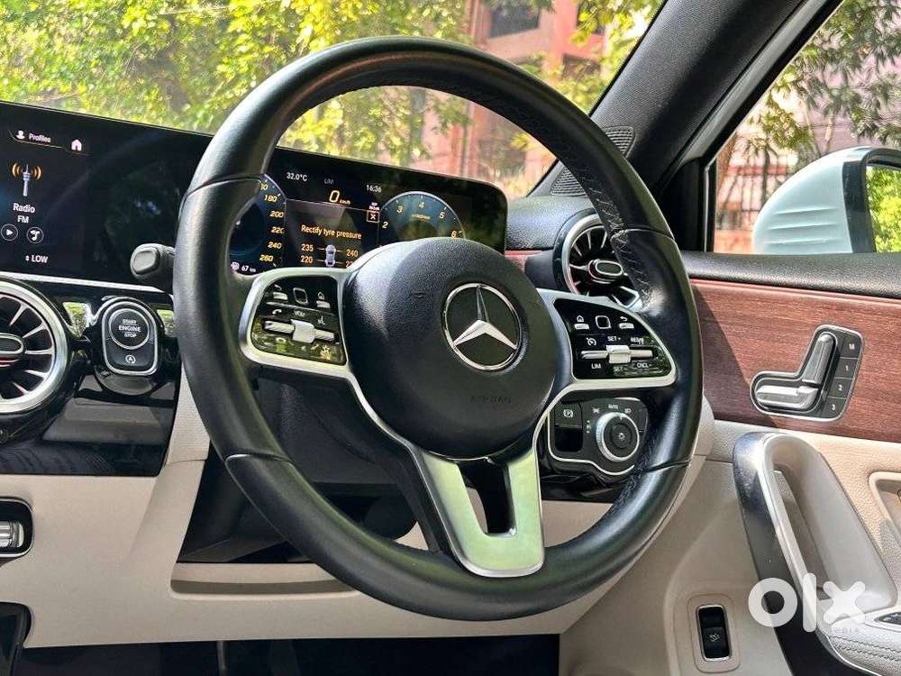Mercedes-benz A-class Limousine 200, 2023, Petrol