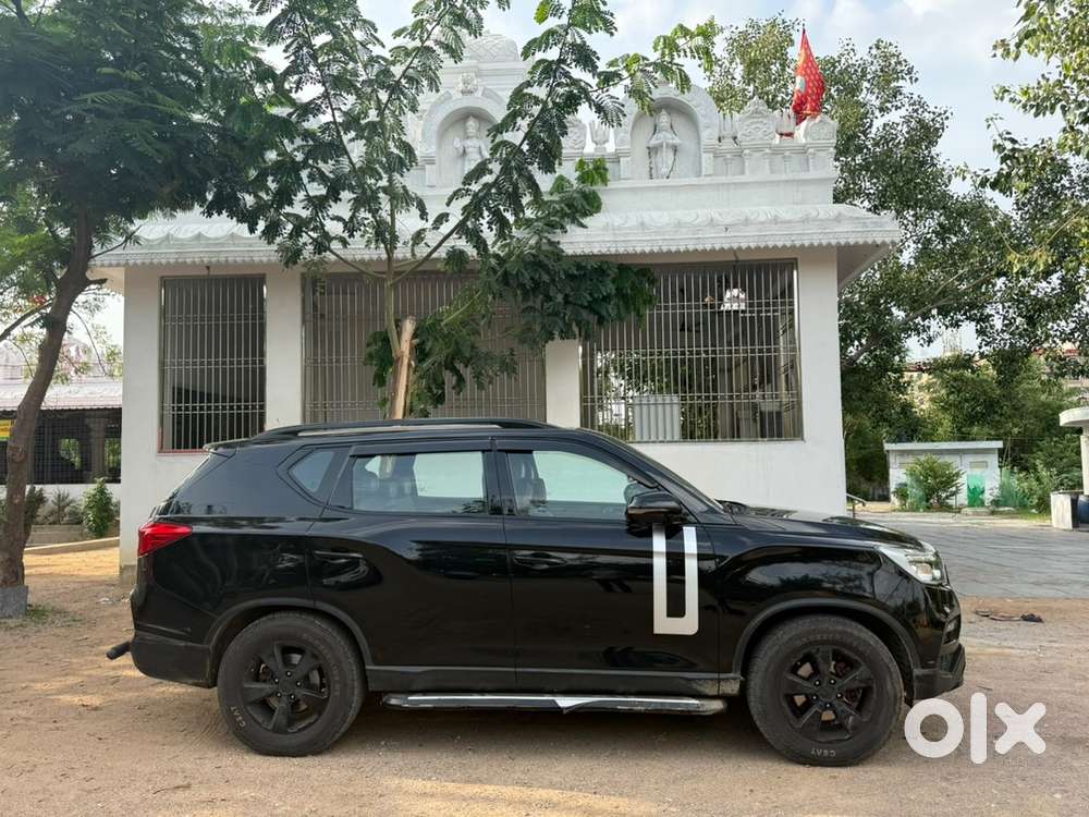 Mahindra Alturas G4 2019 Diesel Well Maintained