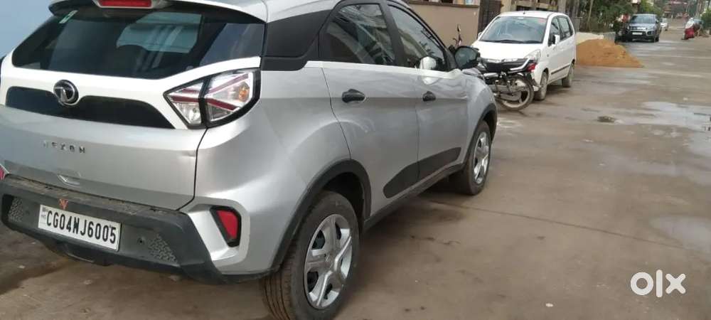 Kia Carens Prestige Diesel 2024