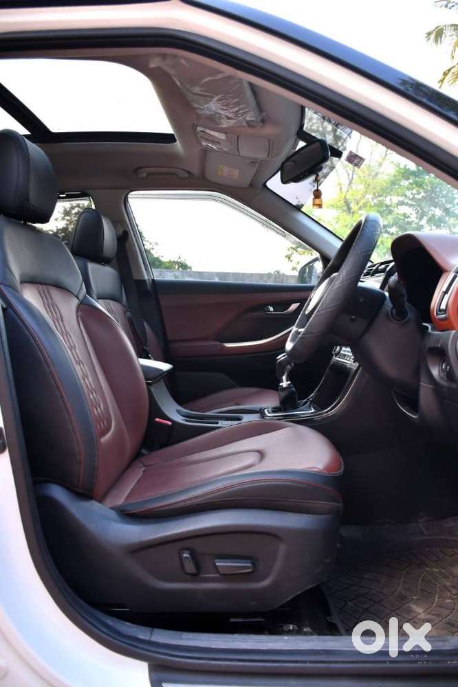 Hyundai Alcazar 2.0 Platinum (o) Petrol At 7 Str, 2023, Petrol