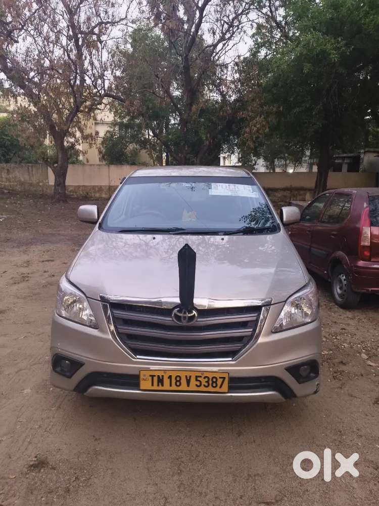 Toyota Innova 2013 Diesel 389000 Km Driven