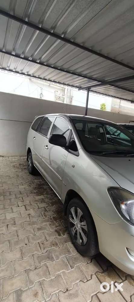 Toyota Innova 2006 Model