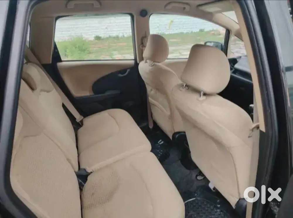 Hunda Jaaz Full Good Condition Km 68000