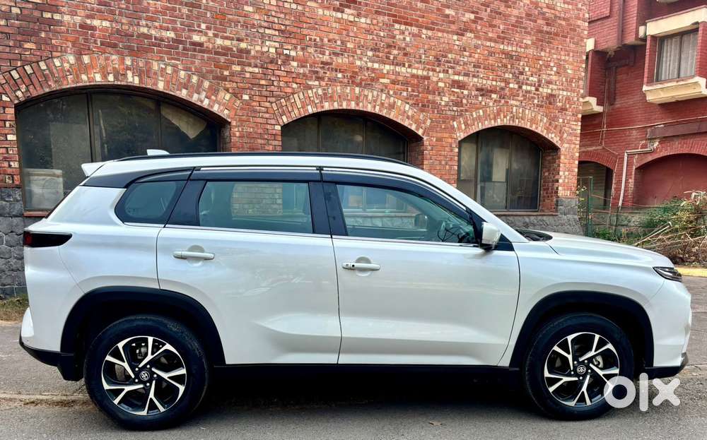 Toyota Urban Cruiser Hyryder 1.5 V Neo Drive At, 2024, Petrol